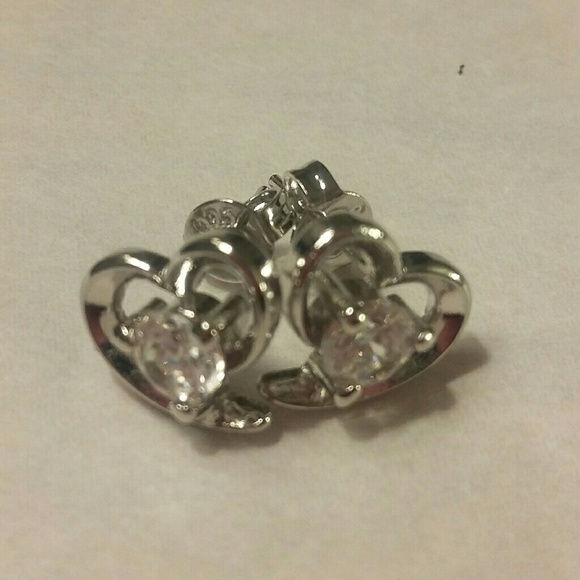 ❌ DONATING FEB 1ST ❌ - Picture 3 of 6